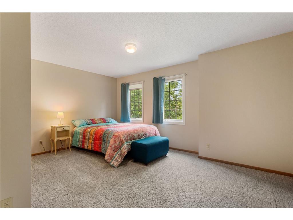 864 Winterberry Court Woodbury MN 55125 7085907 image8
