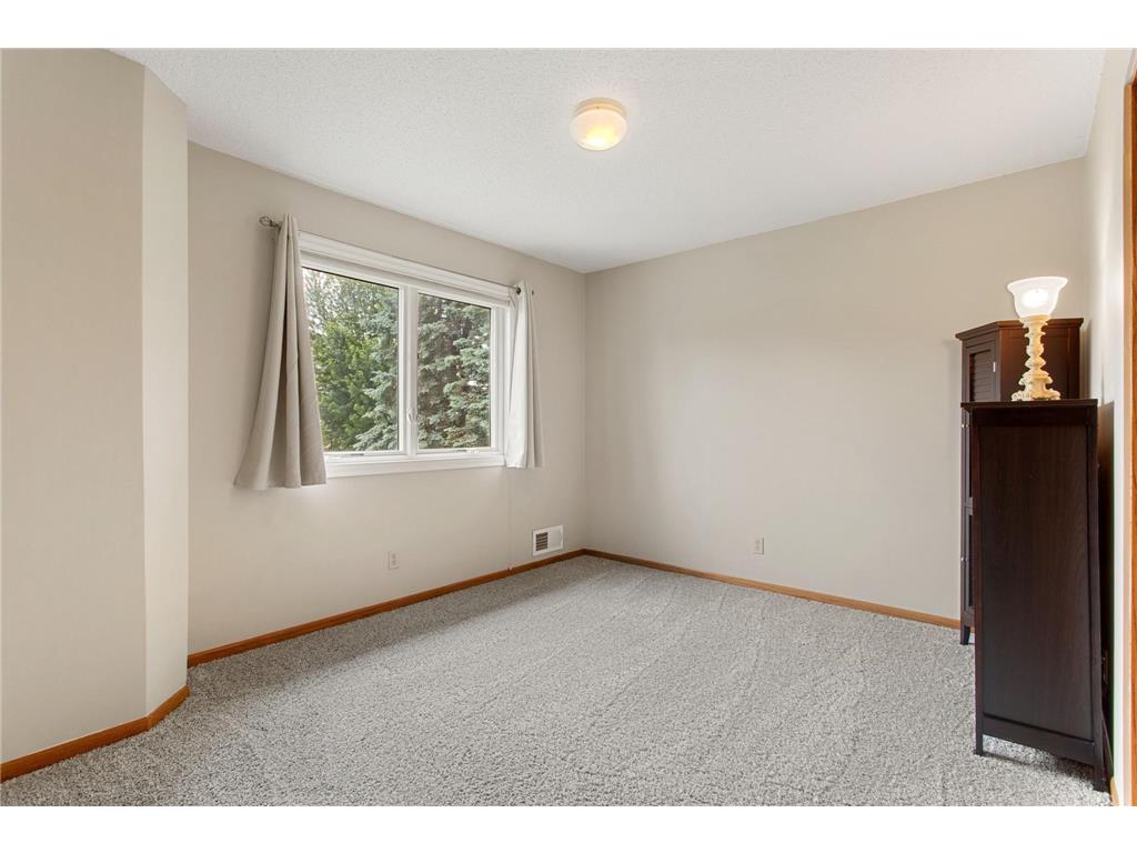 864 Winterberry Court Woodbury MN 55125 7085907 image9