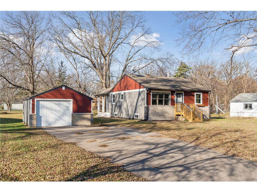 8640 Goodhue Street NE Blaine MN 55449 6632766 image1