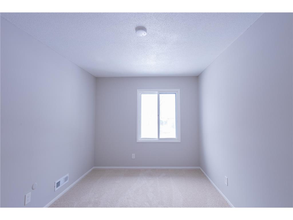 8640 Hillside Trail S Cottage Grove MN 55016 7018510 image15