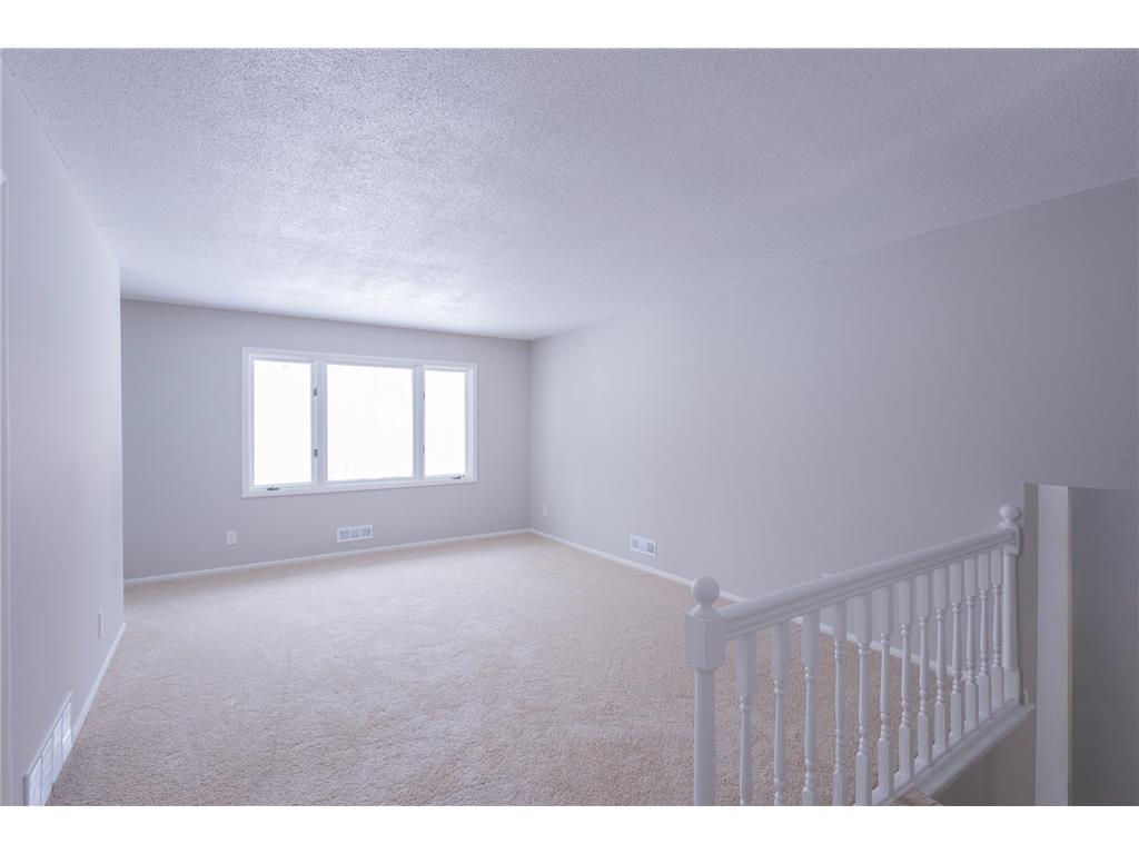 8640 Hillside Trail S Cottage Grove MN 55016 7018510 image16