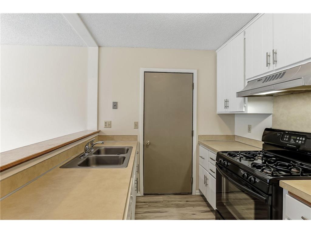 8642 S Maplebrook Circle Brooklyn Park MN 55445 7085584 image10