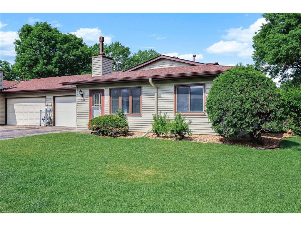 8642 S Maplebrook Circle Brooklyn Park MN 55445 7085584 image2