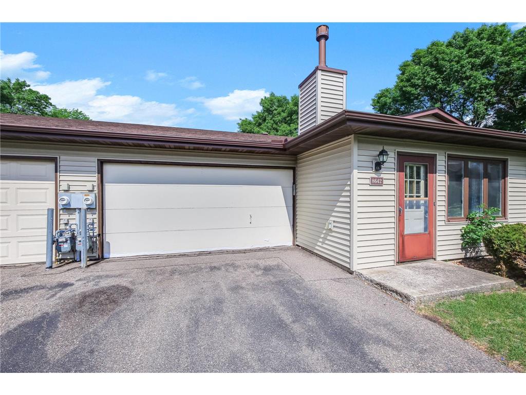 8642 S Maplebrook Circle Brooklyn Park MN 55445 7085584 image4
