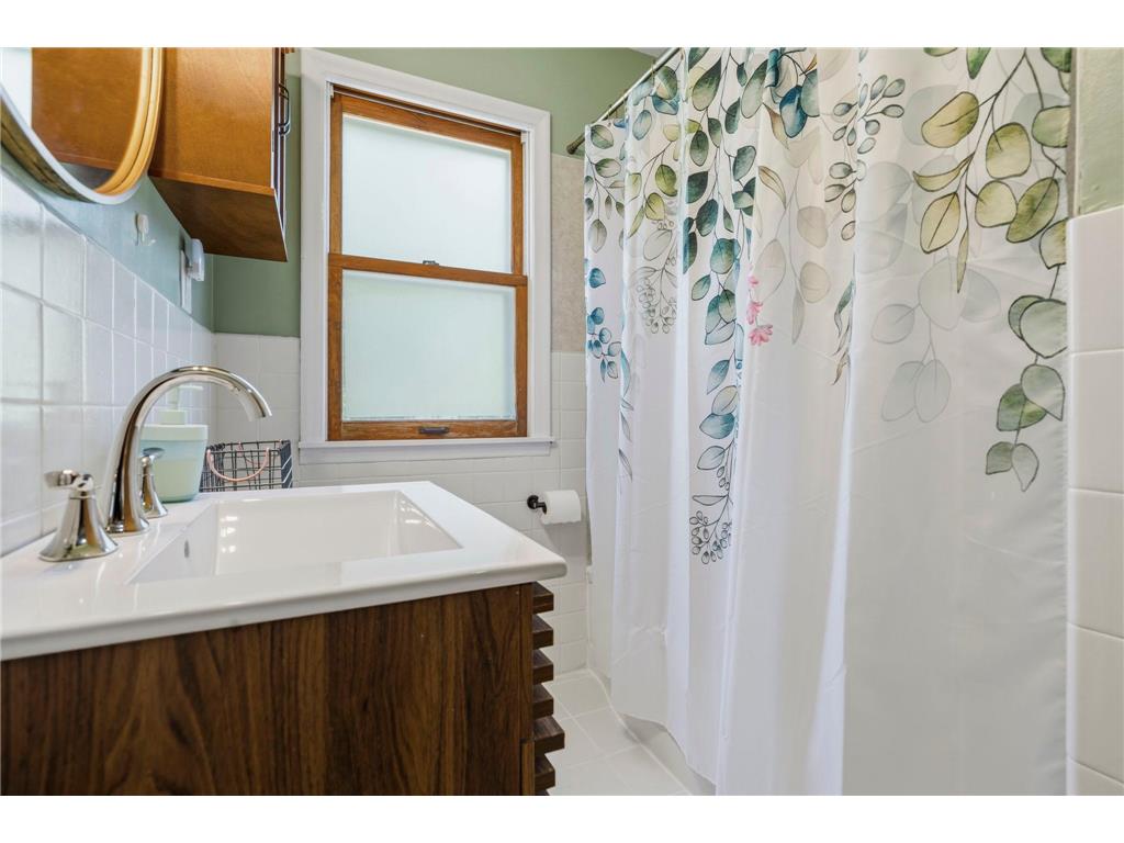 8644 4th Avenue S Bloomington MN 55420 7081056 image22