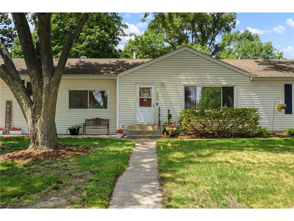 8644 4th Avenue S Bloomington MN 55420 7081056 image4