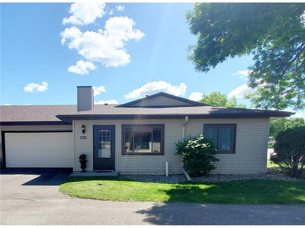 8644 S Maplebrook Circle, Brooklyn Park, MN, 55445 MLS 6546990