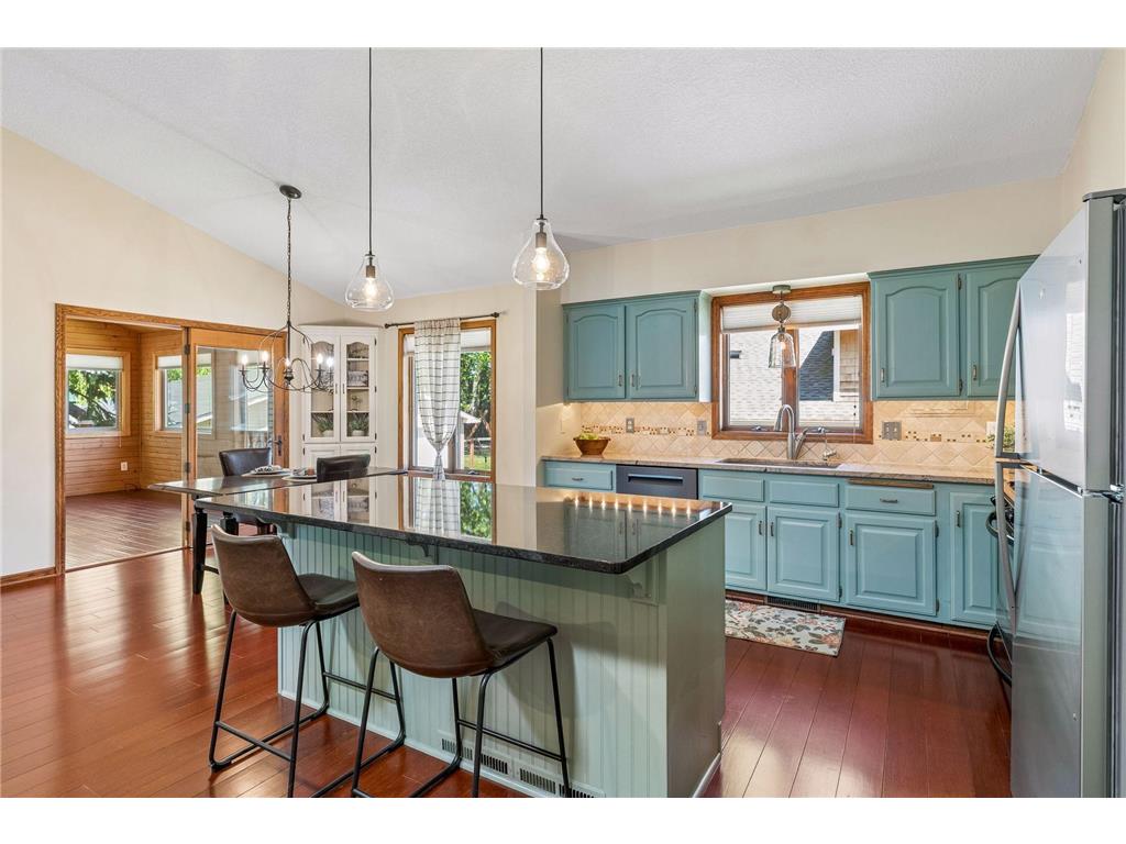 8648 Park Avenue Saint Bonifacius MN 55375 7059282 image13