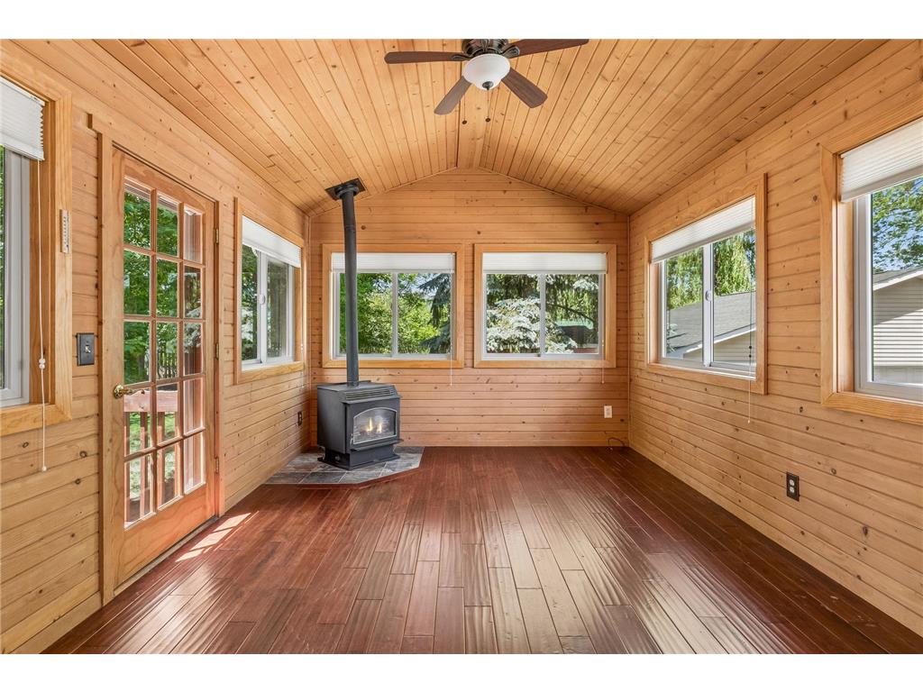 8648 Park Avenue Saint Bonifacius MN 55375 7059282 image21