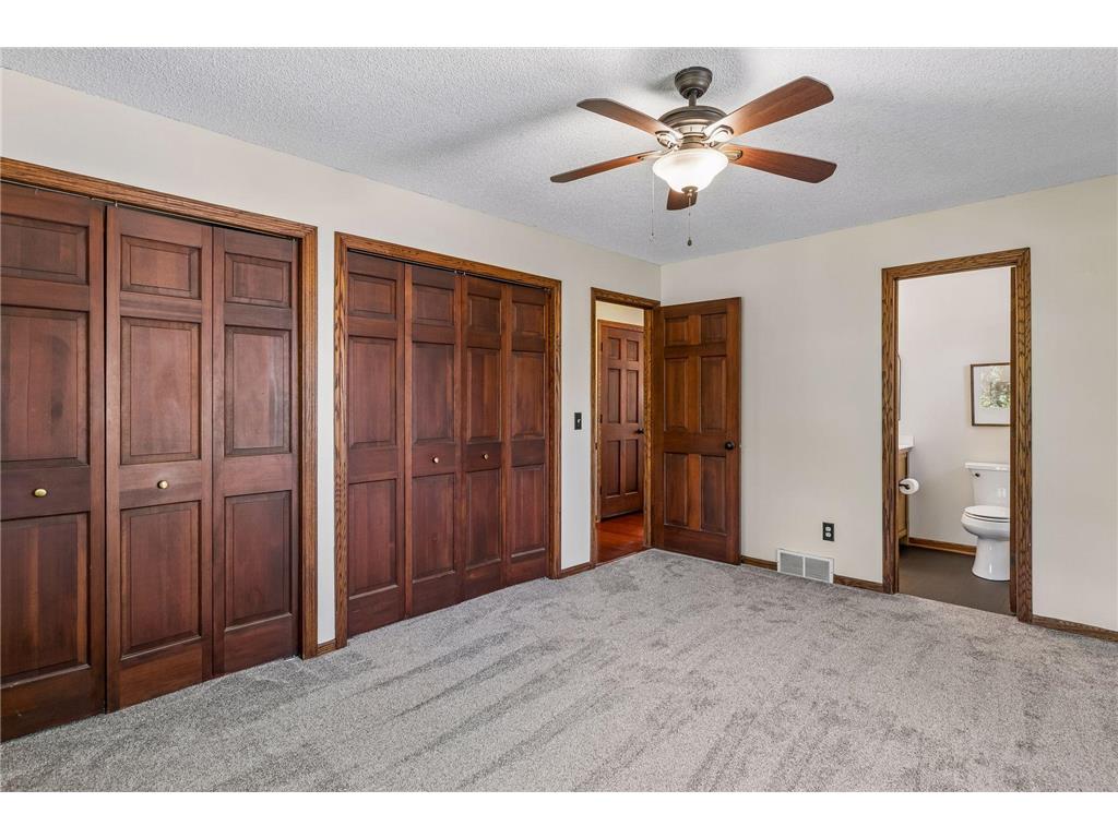 8648 Park Avenue Saint Bonifacius MN 55375 7059282 image24
