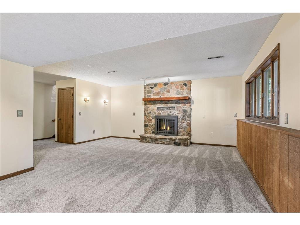 8648 Park Avenue Saint Bonifacius MN 55375 7059282 image30