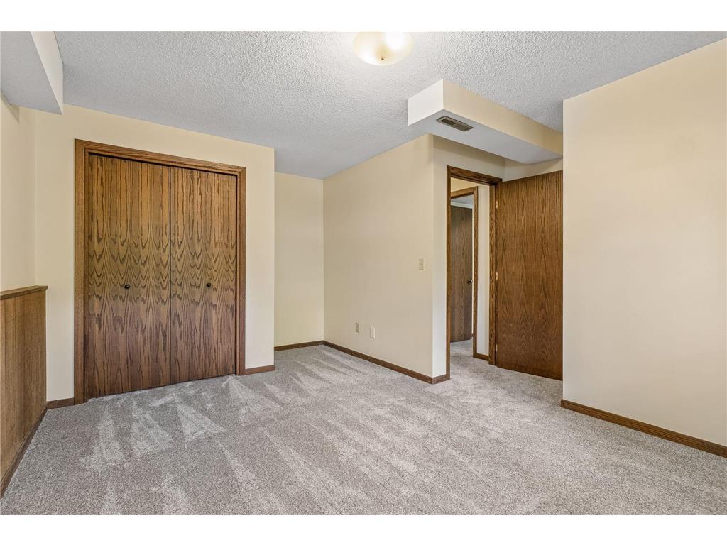 8648 Park Avenue Saint Bonifacius MN 55375 7059282 image35