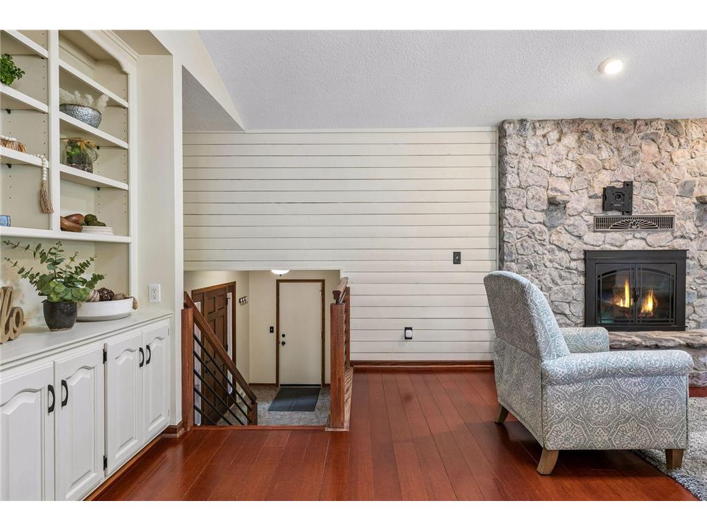 8648 Park Avenue Saint Bonifacius MN 55375 7059282 image7