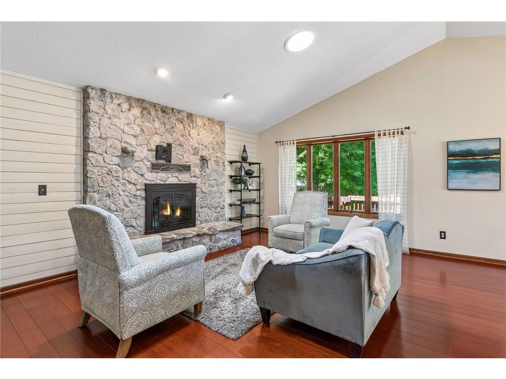 8648 Park Avenue Saint Bonifacius MN 55375 7059282 image9