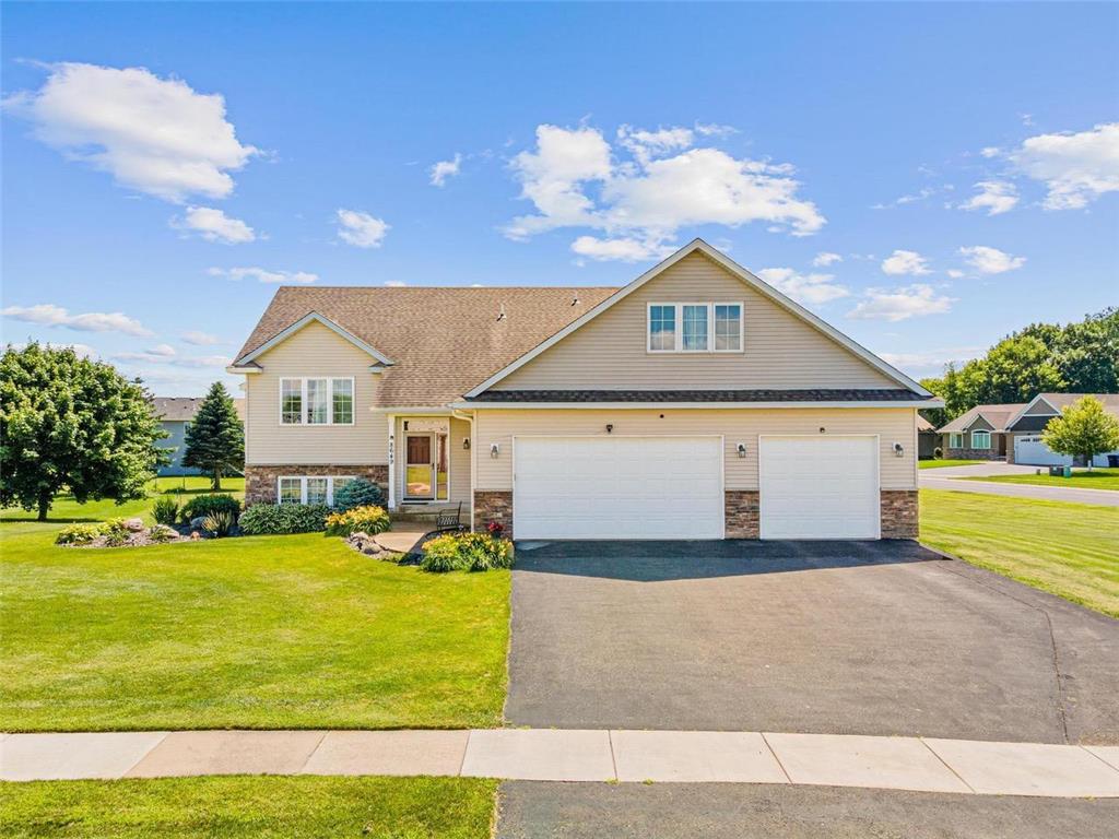 8649 Independence Drive Chisago City MN 55013 6817881 image2