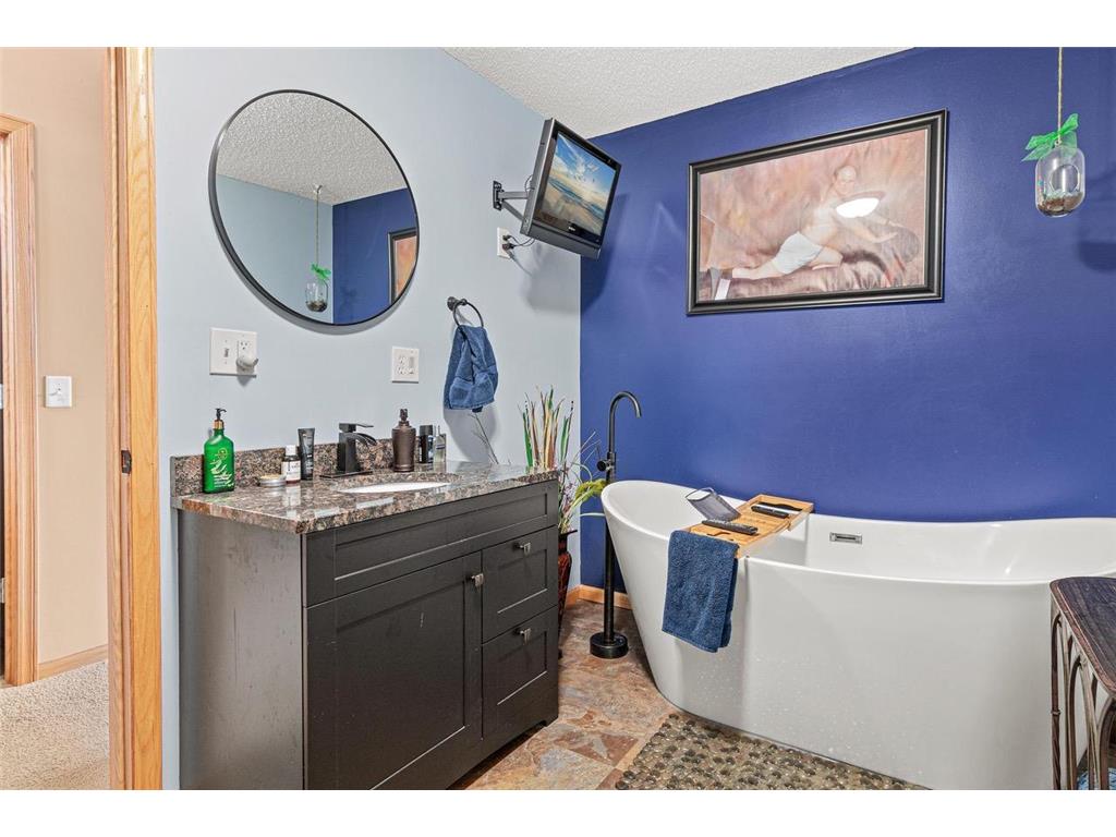 8649 Independence Drive Chisago City MN 55013 6817881 image25