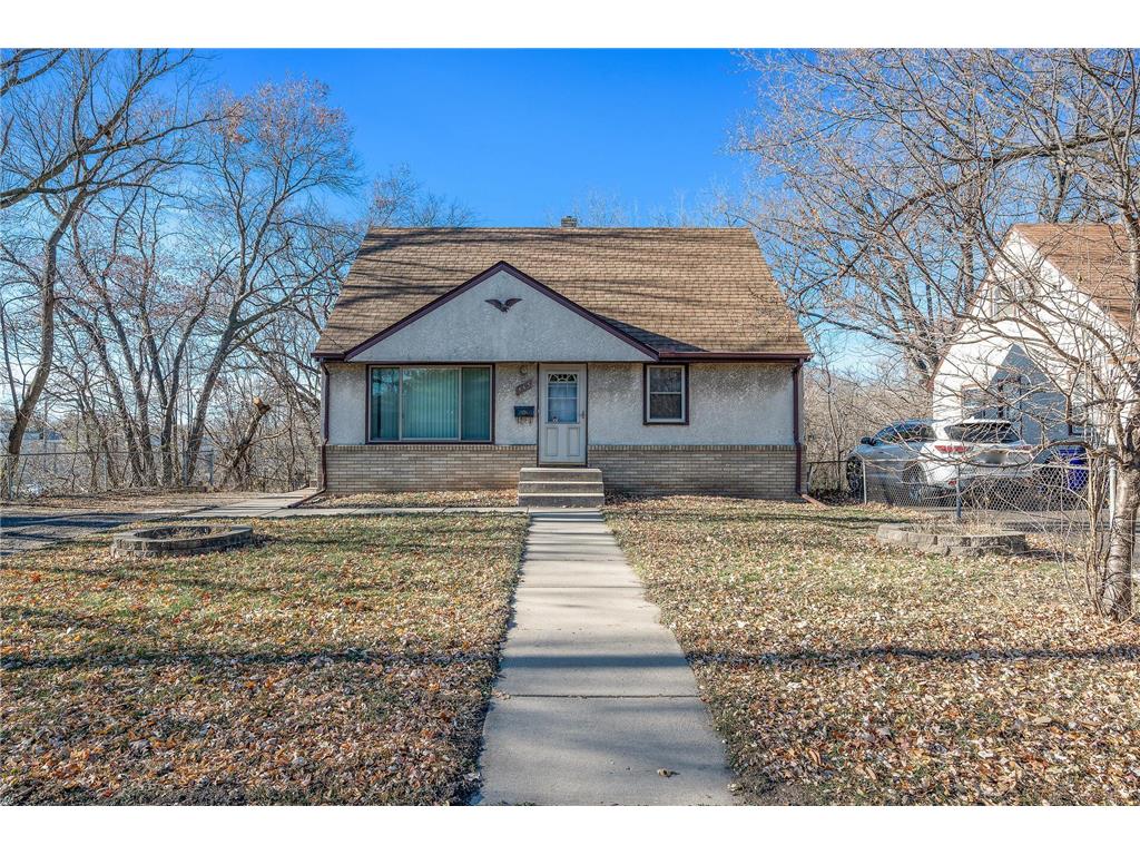 865 Oxford Street N Saint Paul MN 55103 6464748 image1