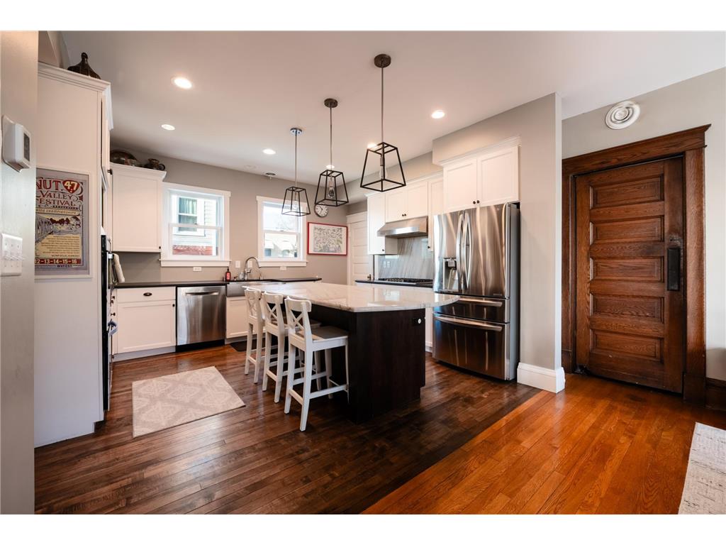 865 St Clair Avenue Saint Paul MN 55105 7028988 image11