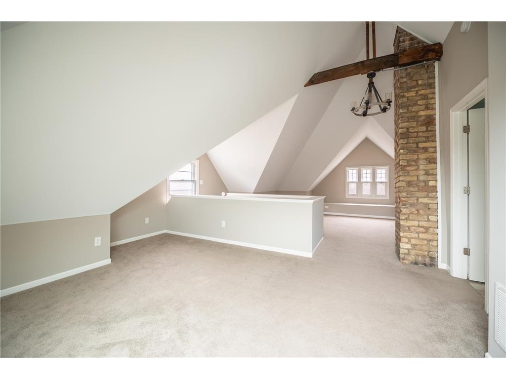865 St Clair Avenue Saint Paul MN 55105 7028988 image34