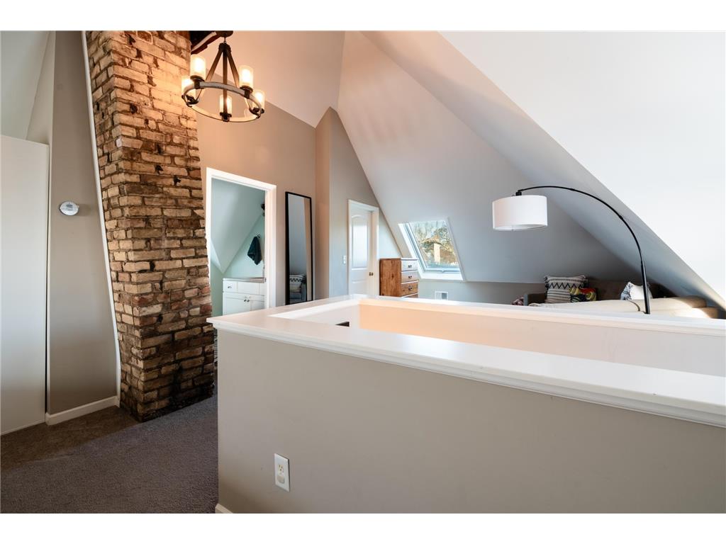865 St Clair Avenue Saint Paul MN 55105 7028988 image35