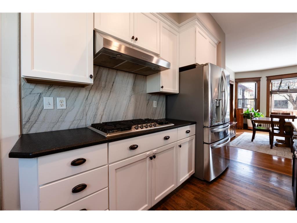865 St Clair Avenue Saint Paul MN 55105 7028988 image38