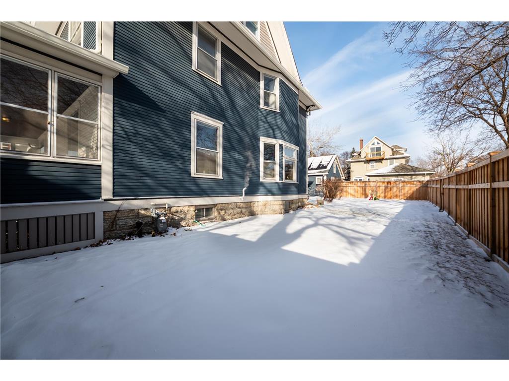 865 St Clair Avenue Saint Paul MN 55105 7028988 image43