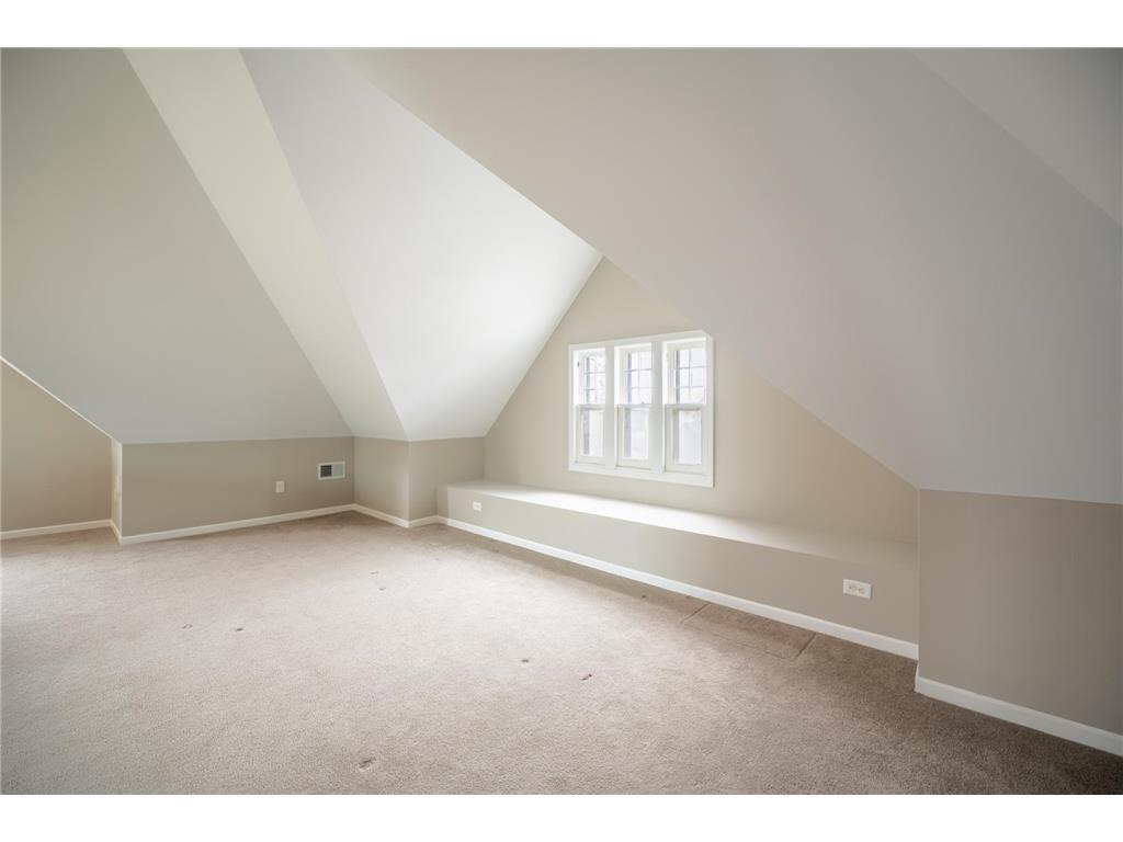 865 St Clair Avenue Saint Paul MN 55105 7028988 image69
