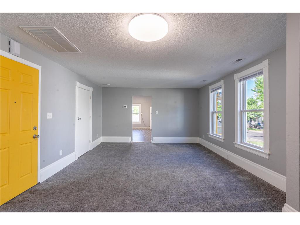 865 Thomas Avenue Saint Paul MN 55104 7081335 image22