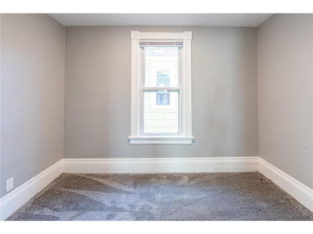 865 Thomas Avenue Saint Paul MN 55104 7081335 image25