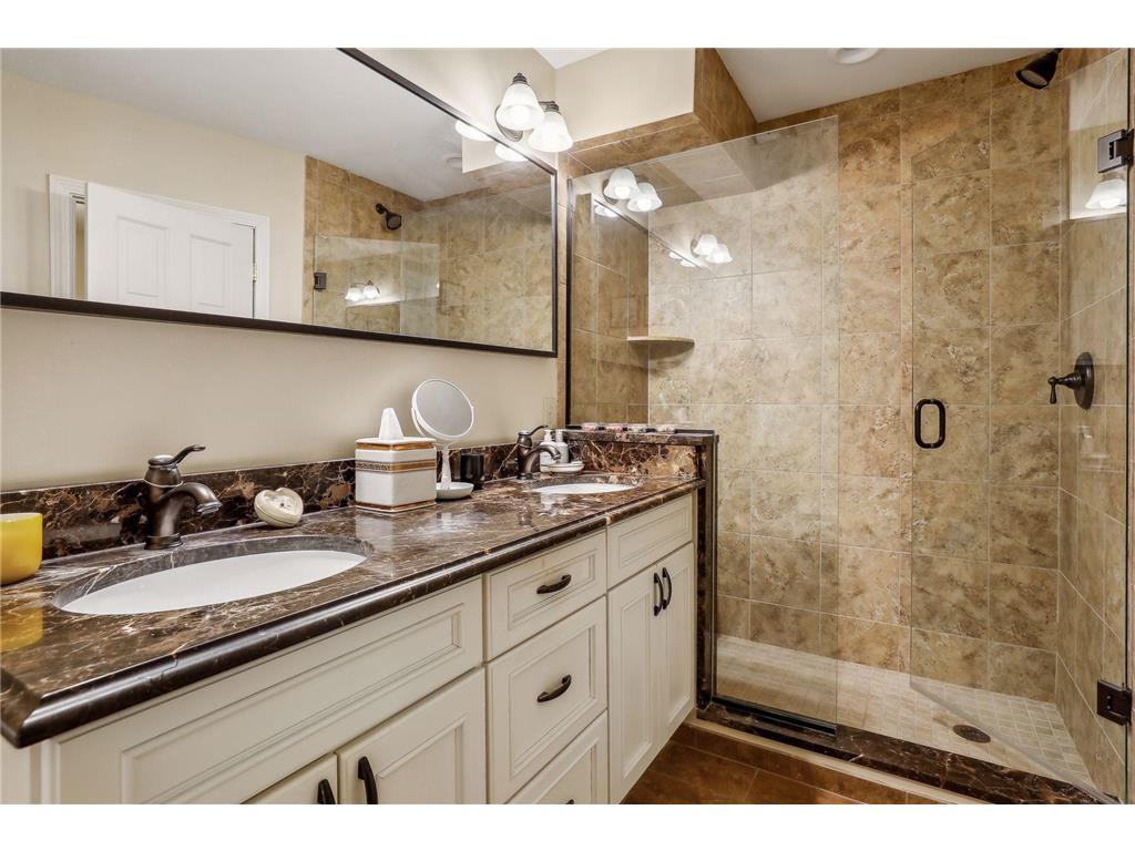 8651 Basswood Road 104, Eden Prairie, MN, 55344 MLS 6557503 Edina