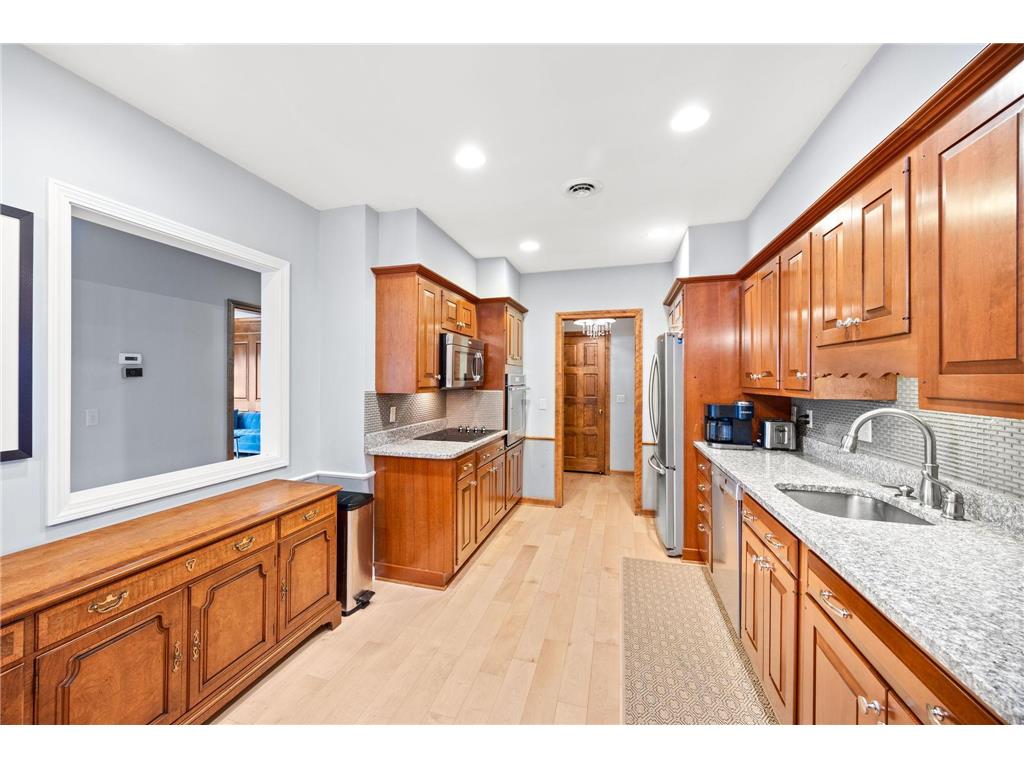 8651 Basswood Road #302 Eden Prairie MN 55344 7051094 image15