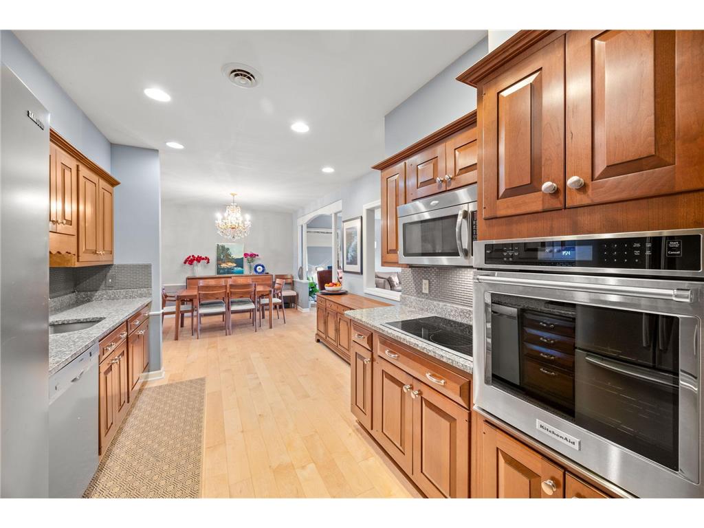 8651 Basswood Road #302 Eden Prairie MN 55344 7051094 image18