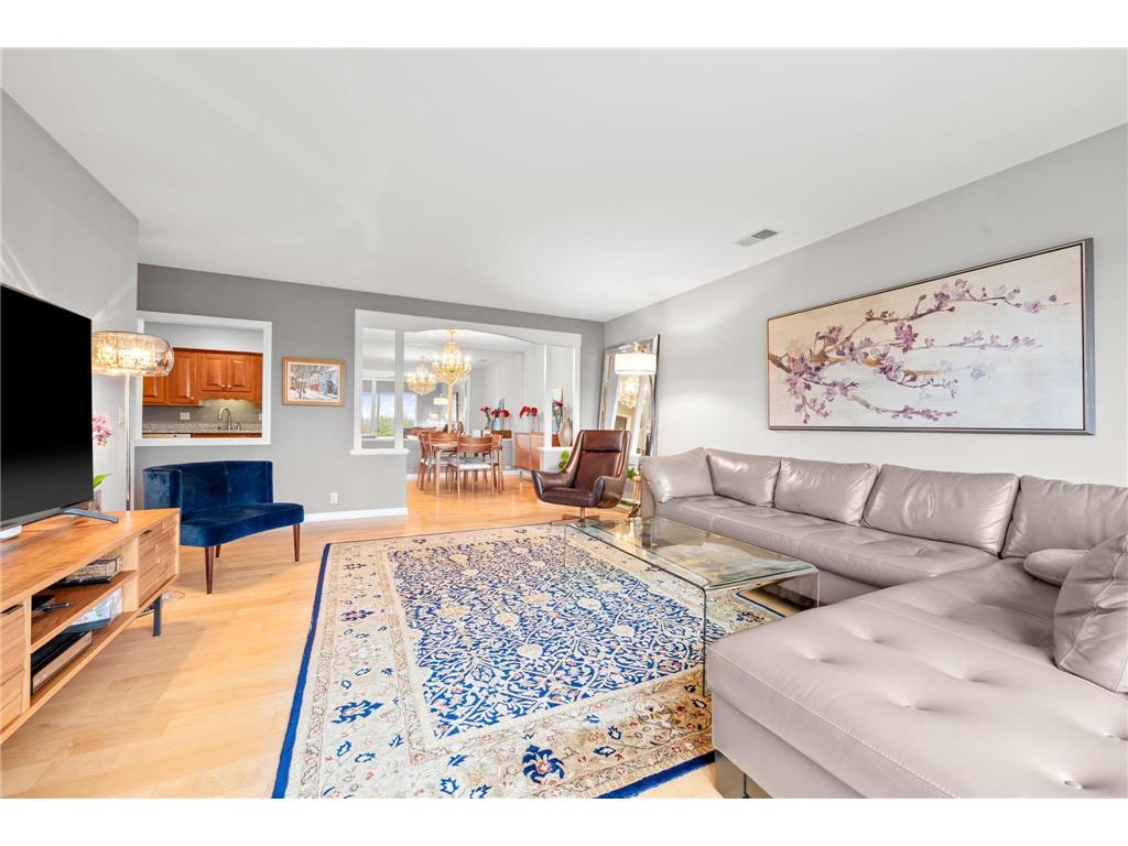 8651 Basswood Road #302 Eden Prairie MN 55344 7051094 image8