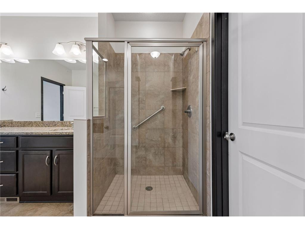 8652 Lake Riley Drive Chanhassen MN 55317 - Riley 7060004 image24