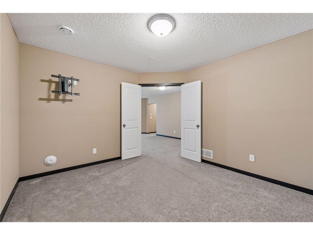 8652 Lake Riley Drive Chanhassen MN 55317 - Riley 7060004 image31