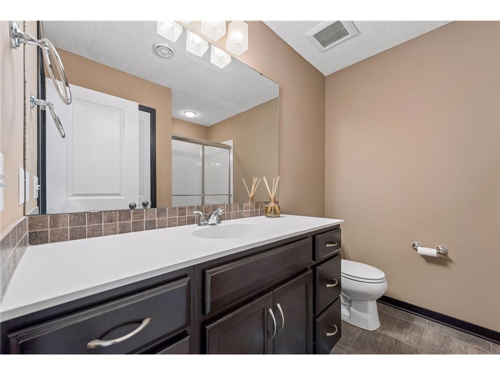 8652 Lake Riley Drive Chanhassen MN 55317 - Riley 7060004 image36