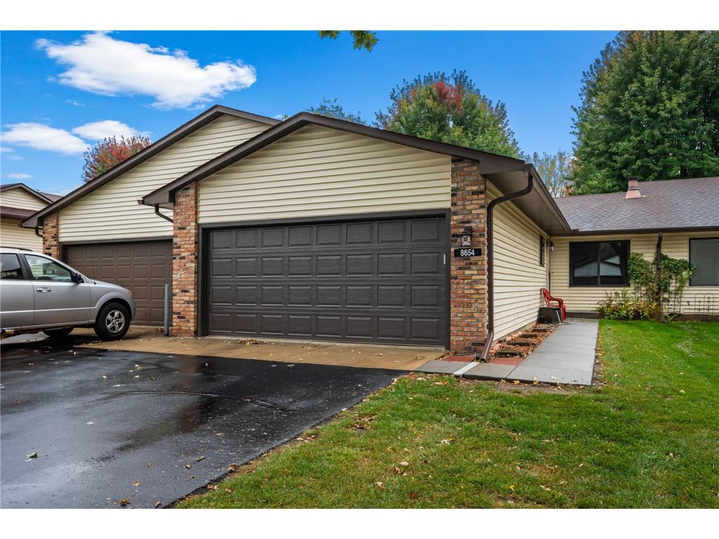 8654 134th Street W Apple Valley MN 55124 6806149 image1