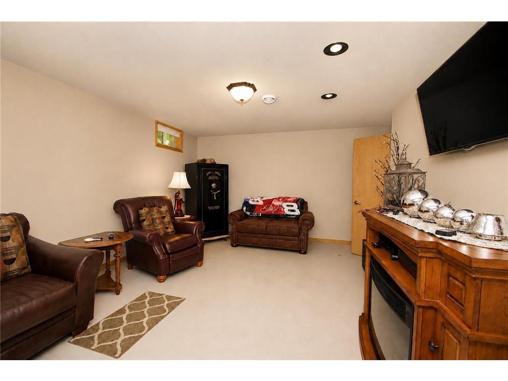 8654 N Ochu Road Bass Lake Twp WI 54843 7077558 image21