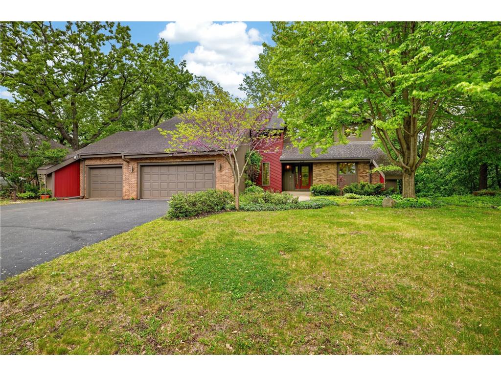 8655 Hunters Way Apple Valley MN 55124 7069873 image1