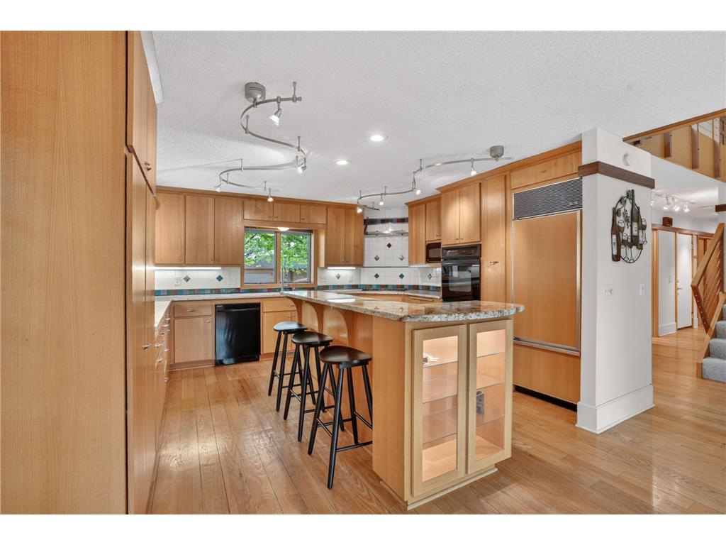 8655 Hunters Way Apple Valley MN 55124 7069873 image14