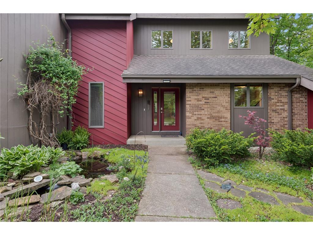 8655 Hunters Way Apple Valley MN 55124 7069873 image3