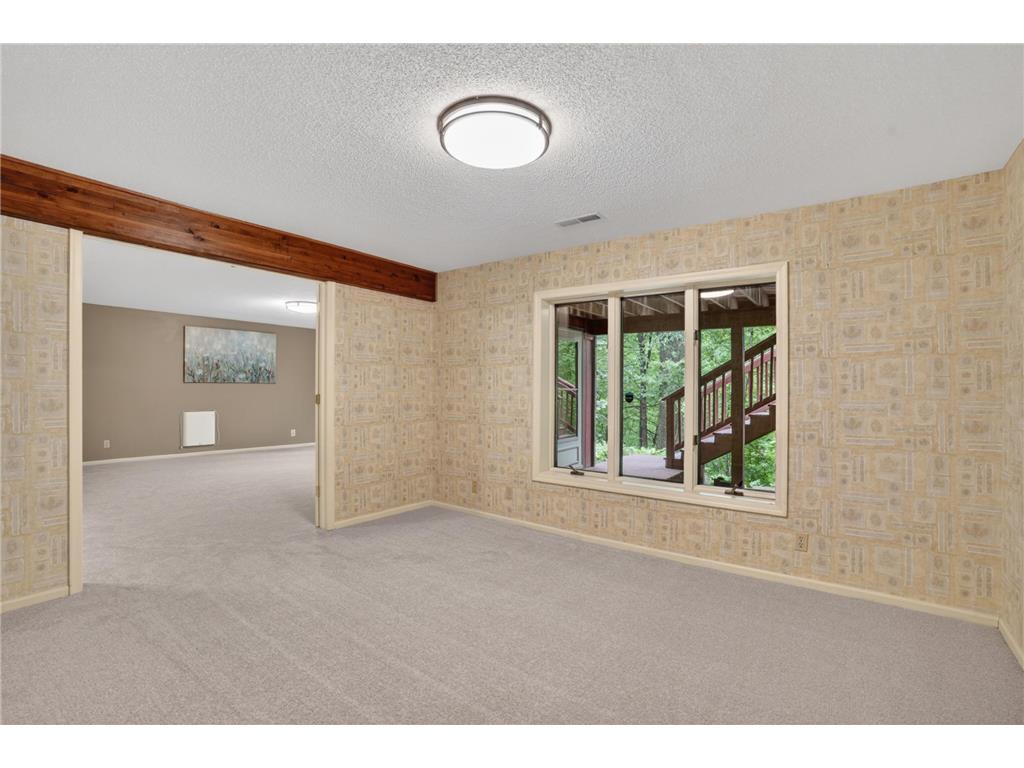 8655 Hunters Way Apple Valley MN 55124 7069873 image48