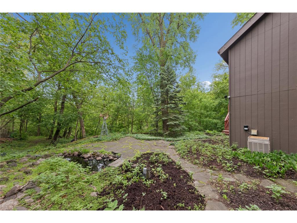 8655 Hunters Way Apple Valley MN 55124 7069873 image64