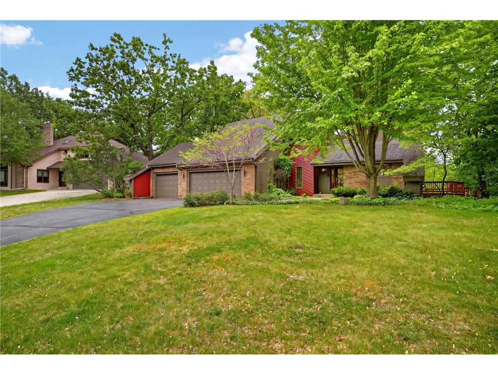 8655 Hunters Way Apple Valley MN 55124 7069873 image71