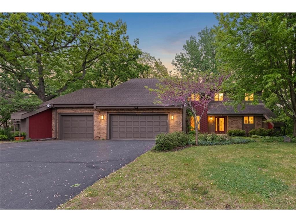 8655 Hunters Way Apple Valley MN 55124 7069873 image72