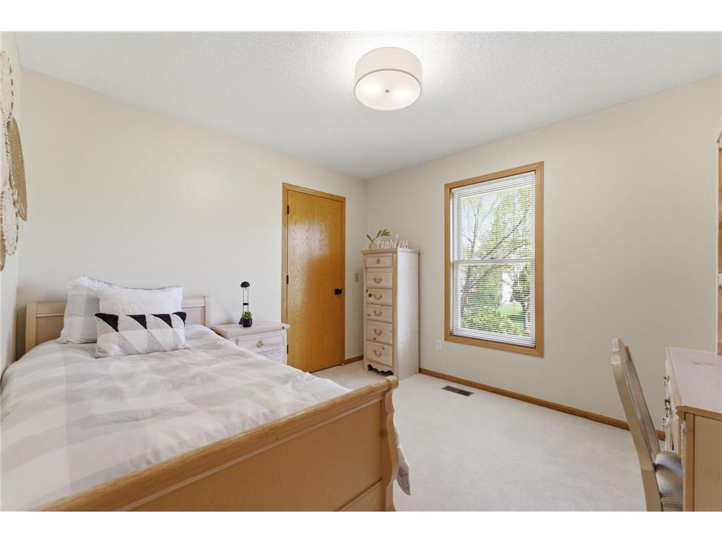 8655 Shepherd Way Eden Prairie MN 55347 7072148 image30