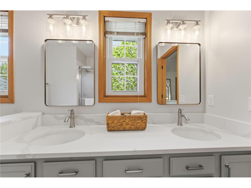 8655 Shepherd Way Eden Prairie MN 55347 7072148 image39