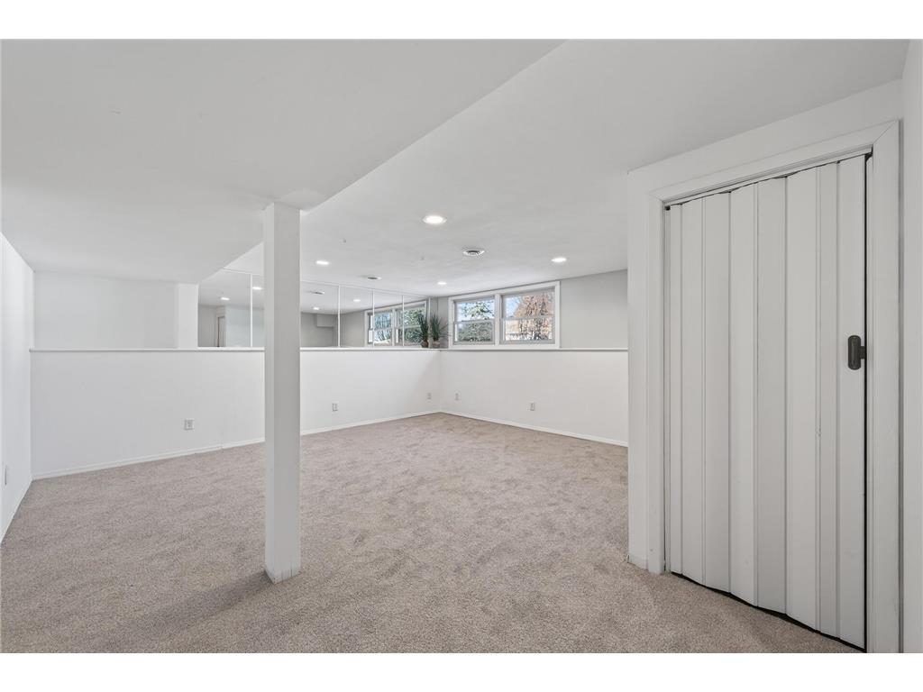 8657 Ironwood Trail N Lake Elmo MN 55042 6820932 image11