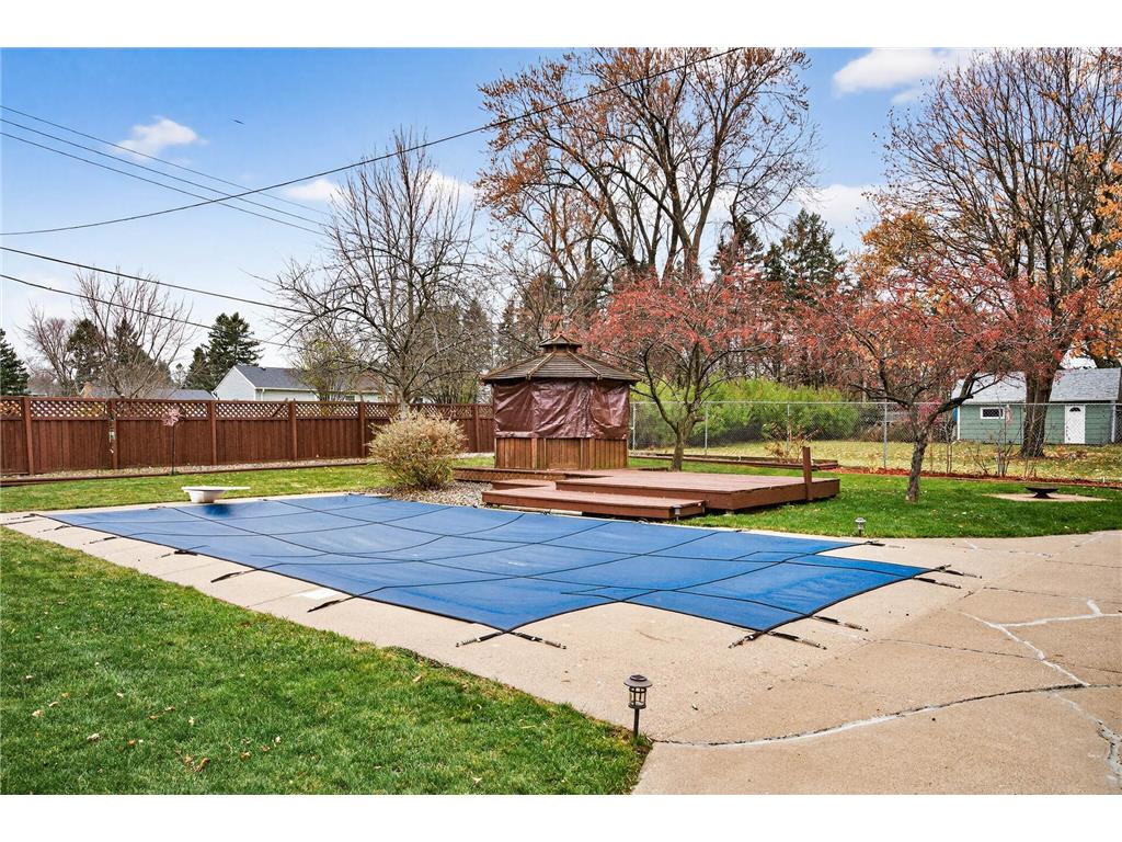 8657 Ironwood Trail N Lake Elmo MN 55042 6820932 image32