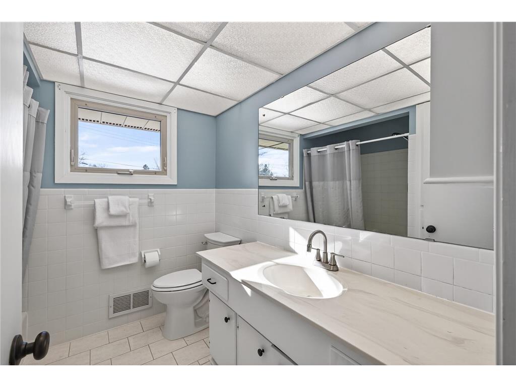 8657 Ironwood Trail N Lake Elmo MN 55042 6820932 image9